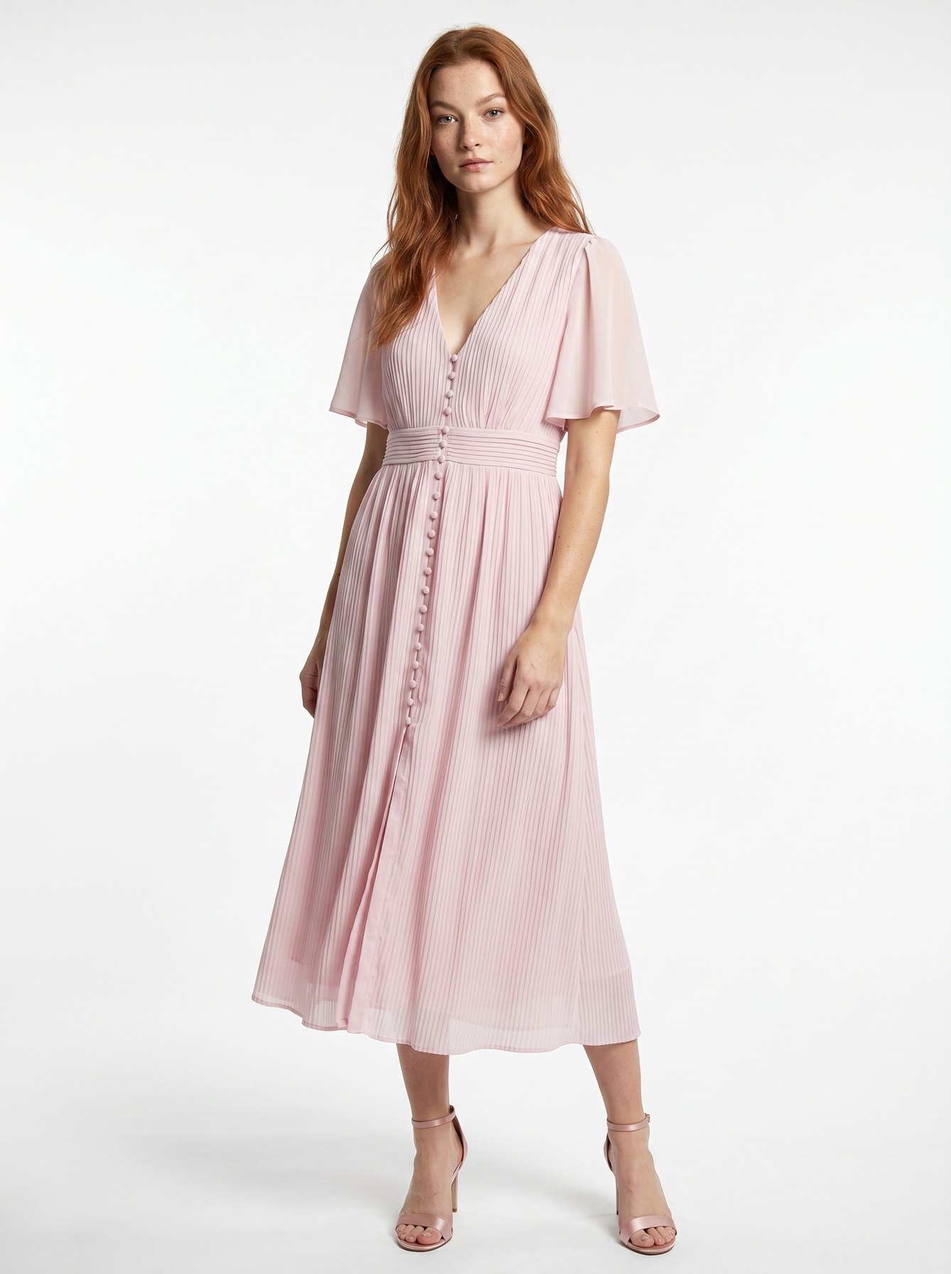 Front — dasselbe Kleid an einer zweiten Frau.